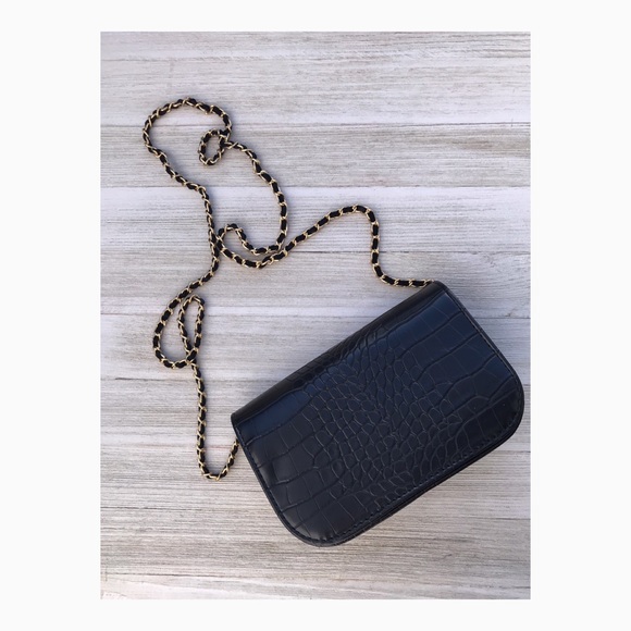 Black leather fanny pack - Picture 2 of 5